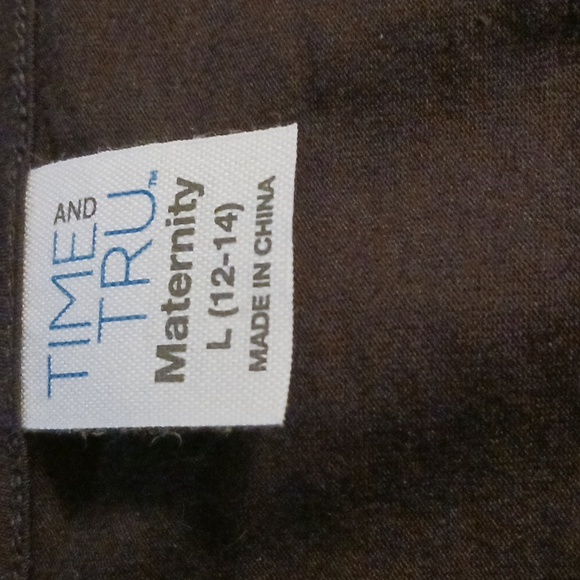 TIME AND TRU BLACK EYELET SHORT SLEEVE MATERNITY TOP - Picture 7 of 9